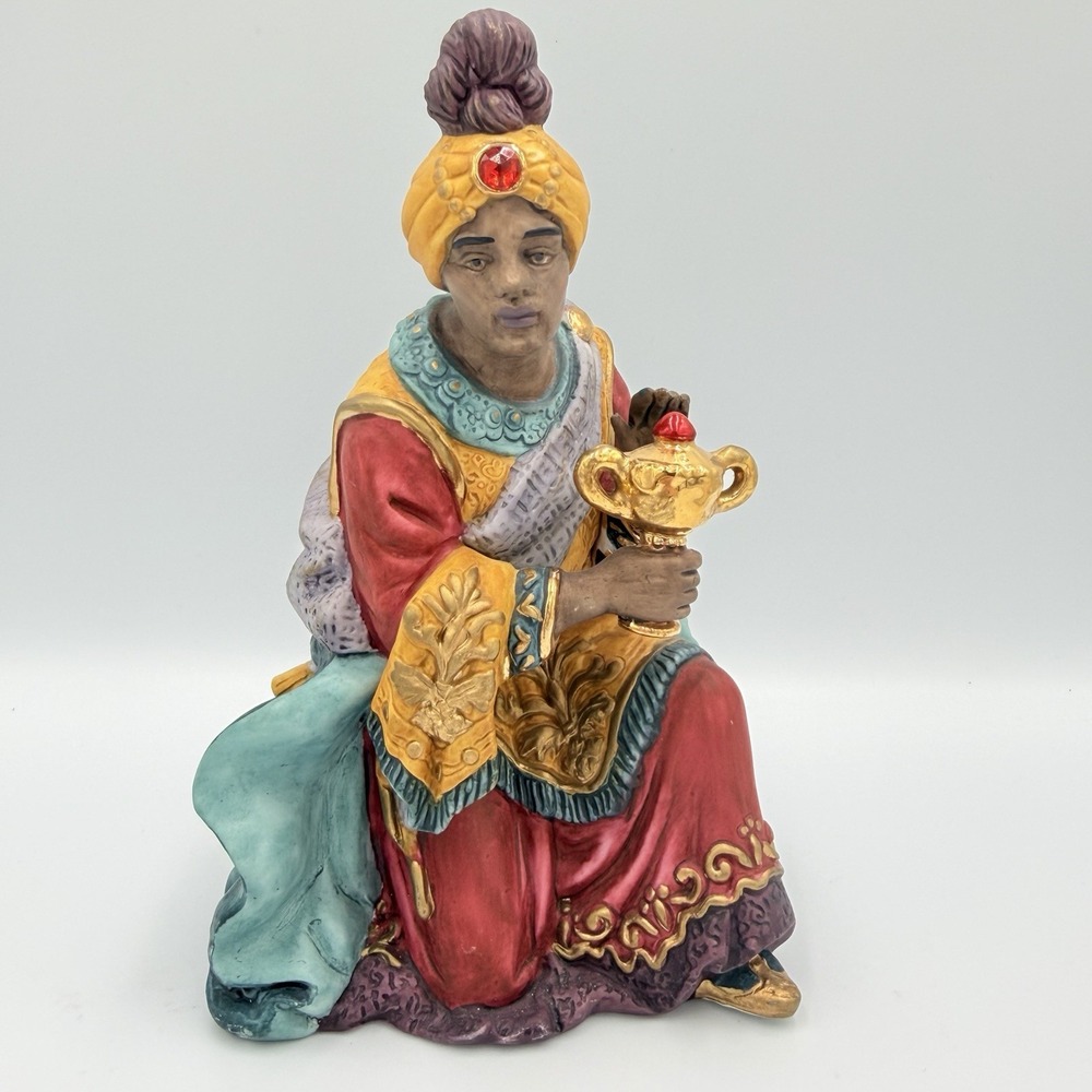 VTG‎ Nativity Wise Man Figurine Seated Magi Christmas Creche Religious Decor 8"